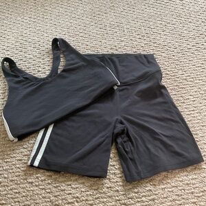 Splits 59 dark grey outfit